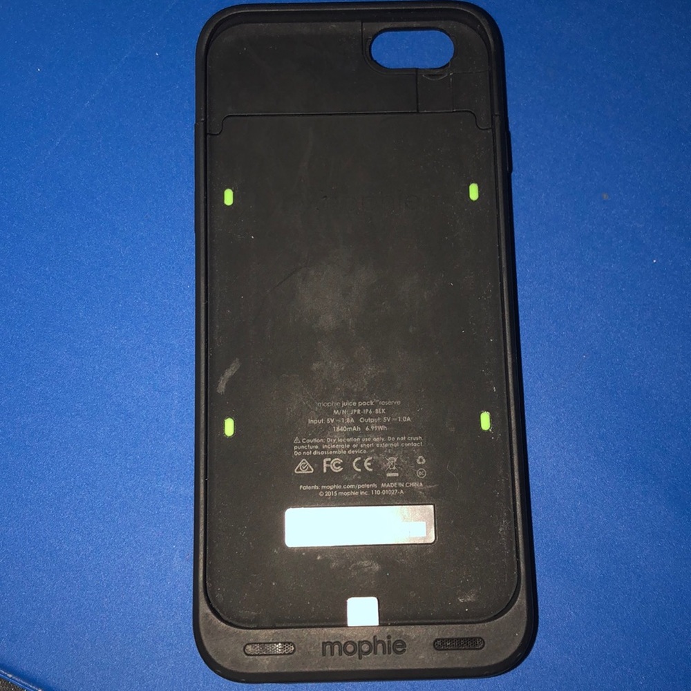 COPY - iphone 6 mophie charging phone case